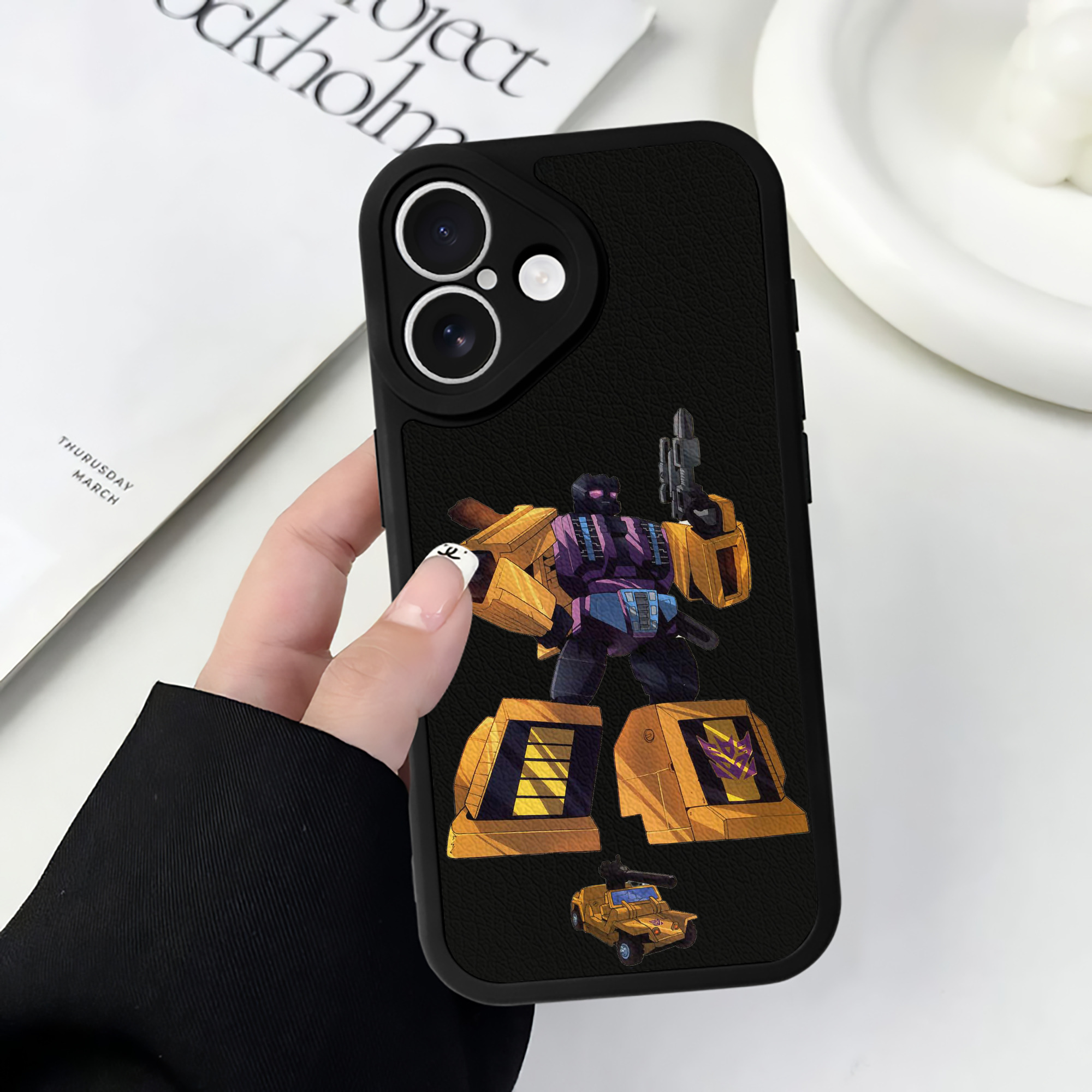 （画像用）  【iPhone 16シリーズ対応】シリコンスマホケース（レザー調） 材質：シリコン
